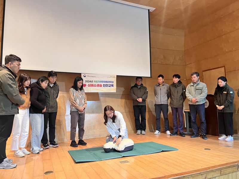 이달 7일 전남 장성 국립방장산자연휴양림에서 진행된 '찾아가는 심폐소생술 안전교육' 모습.