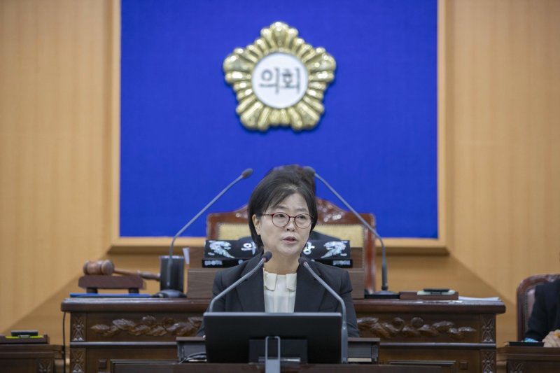 지난 18일 강북구의회 정례회의에서 시정연설을 하는 이순희 구청장 [강북구 제공. 재판매 및 DB 금지]