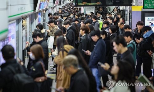 철도노조 준법투쟁으로 수도권 전동열차 23대 지연운행(종합)