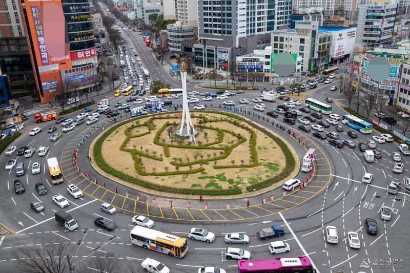 울산 공업탑 이전하고 로터리 사라진다.. 트램+차량 통행 우선