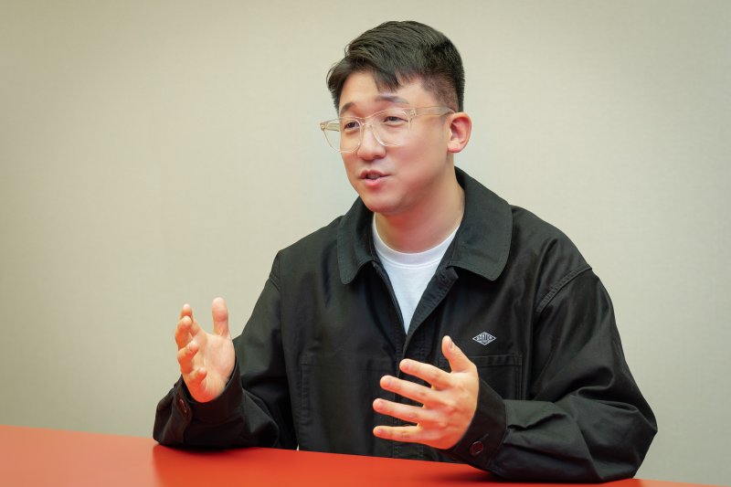 지난 12일 서울 종로구 버거킹 본사에서 정성윤 비케이알(BKR) 제품개발팀 차장이 기자의 질문에 답변을 하는 모습(비케이알 제공).