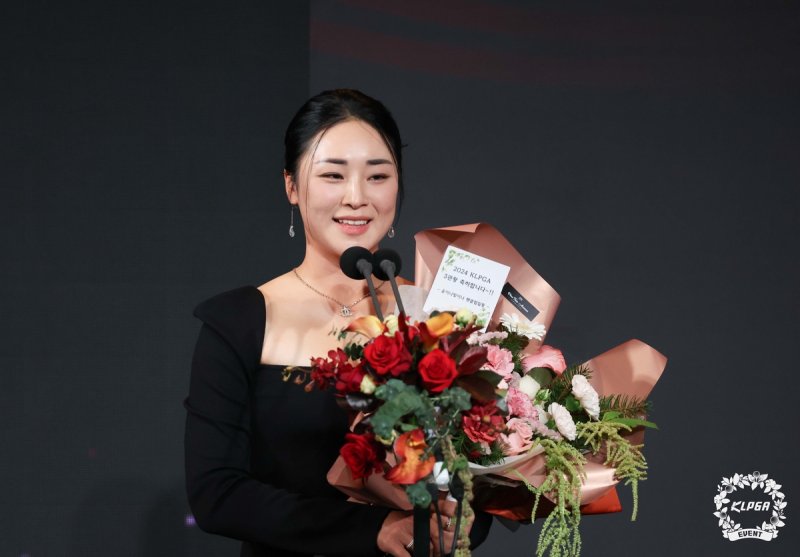 오늘부터 시작... KLPGA 3관왕 윤이나, 美 Q시리즈 수석 입성할까