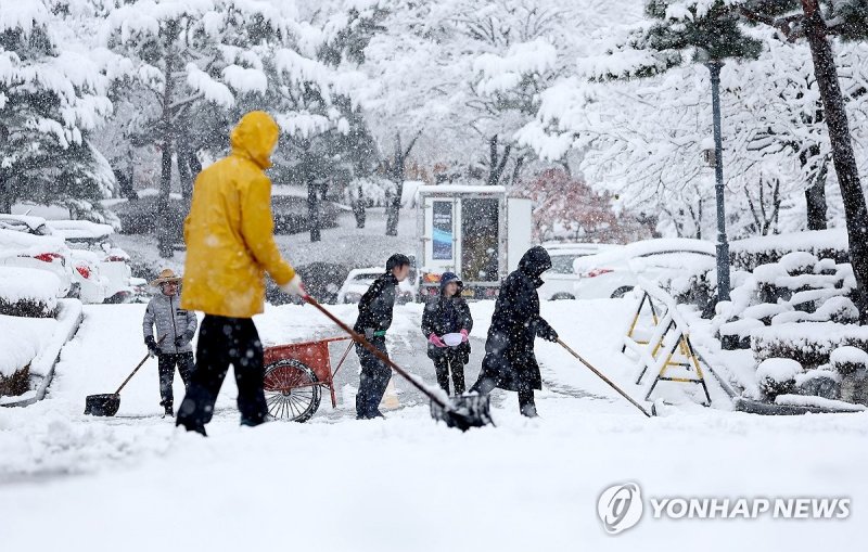 끝 없는 눈 (출처=연합뉴스)