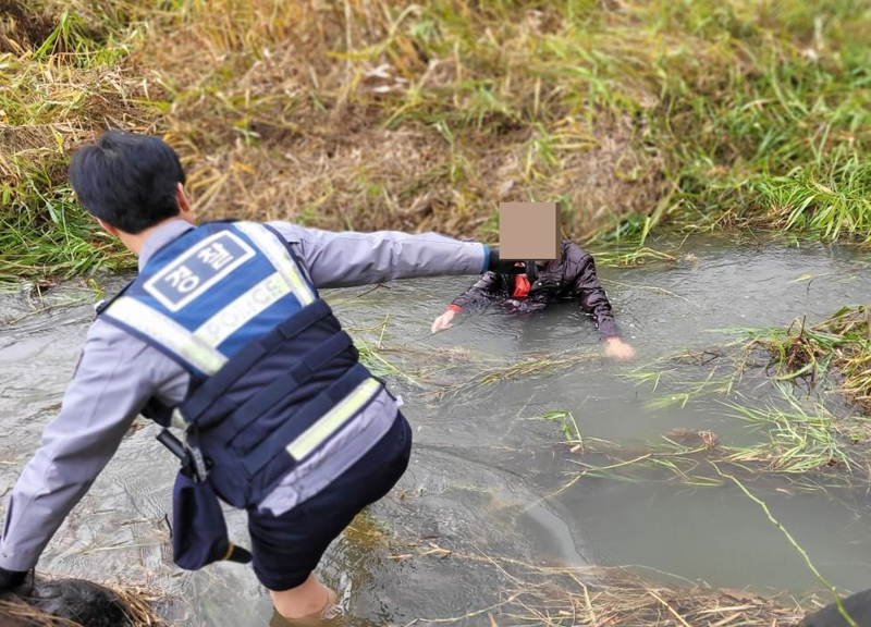 광주 석곡천 실종자 구조 /사진=광주경찰 제공,연합뉴스