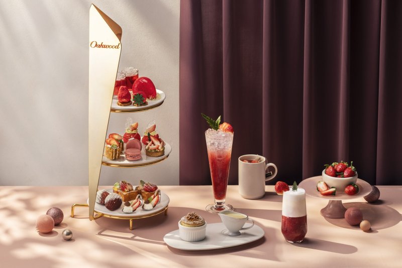 [서울=뉴시스] 오크우드 프리미어 인천 딸기 애프터눈 티 세트. (사진= 오크우드 프리미어 인천 제공)