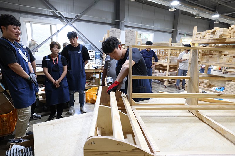 "경력같은 신입, 직접 키우겠다" 128개사 동참