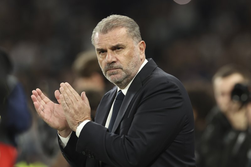 [런던=AP/뉴시스] 잉글랜드 프로축구 프리미어리그(EPL) 토트넘 홋스퍼의 엔제 포스테코글루 감독. 2024. 10. 24.