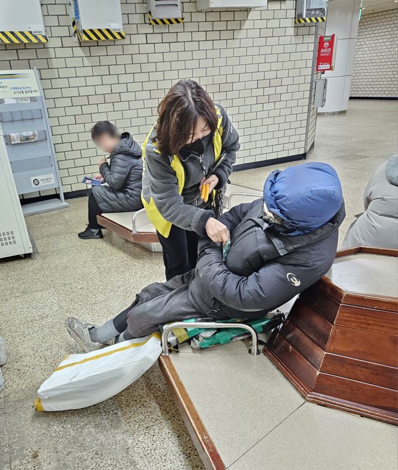 서초구 거리노숙인 상담. 서초구 제공