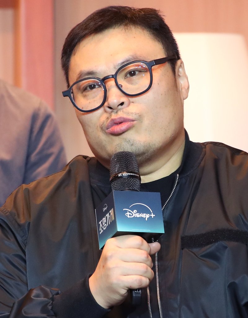 강풀 작가 '무빙' 이어 '조명가게' 디즈니+ 구원? 부담 [N현장]