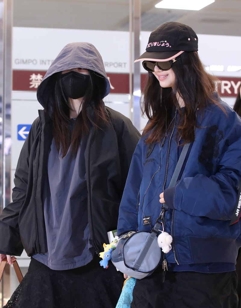 [뉴스1 ★]뉴진스, 日일정 마치고 입국…전속계약 해지 후에도 활동 지속