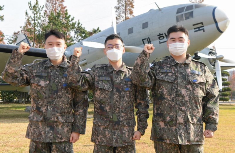 내년 3월 입영 공군 병사 지원율 10.7대1…2016년 이후 최고 - 파이낸셜뉴스