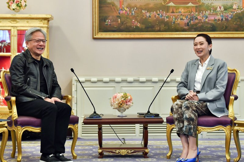 탈중국 행렬, 아세안으로...젠슨 황이 점찍은 곳 어디?