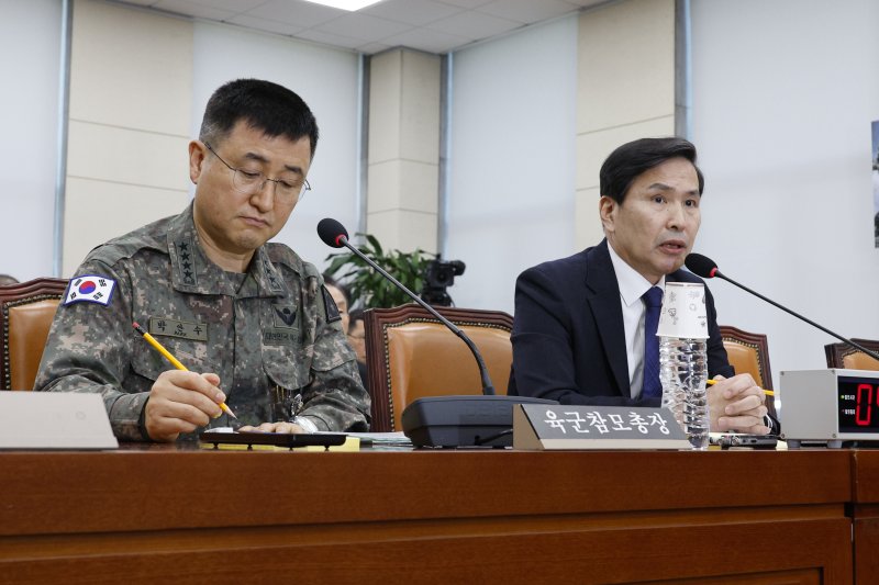 국방차관 "계엄에 동의 안 해...김용현이 국회 군부대 투입 지시"