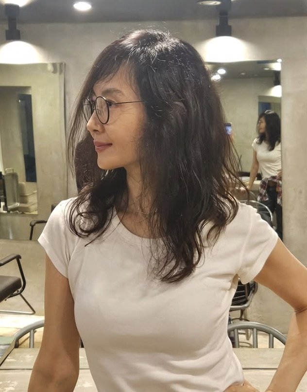 [서울=뉴시스] 5일 채시라는 자신의 사회관계망서비스(SNS)에 "제45회 서울 무용제 홍보대사 기자 회견 전날 준비"라는 글과 함께 사진을 올렸다. (사진=인스타그램 갈무리) *재판매 및 DB 금지