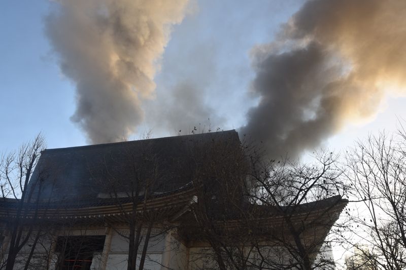 9일 오전 8시24분께 서울 광진구 능동의 육영재단 어린이문화회관 리모델링 공사장에서 화재가 발생했다. /사진=광진소방서 제공