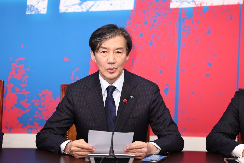 김동연, 조국 징역2년 선고…"가슴 아파, 국민과 함께 기다리겠다"