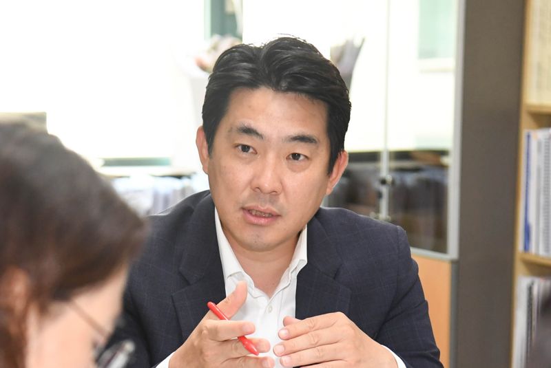국민의힘 지방의원도 탄핵 물꼬.. 김종훈 울산시의원 탄핵 촉구