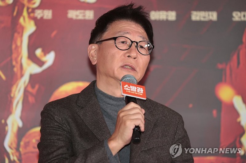 '국힘 곽규택 친형' 곽경택 감독 "尹 탄핵 마땅"