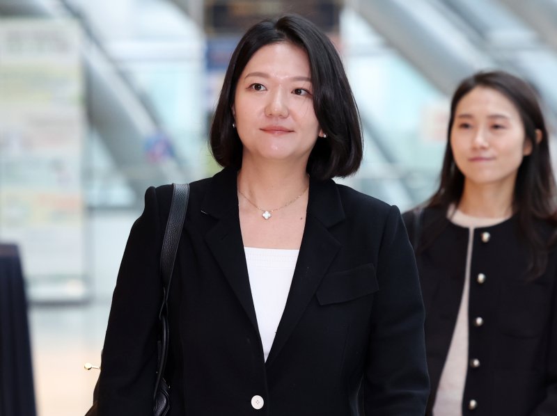 [서울=뉴시스] 이영환 기자 = 최수연 네이버 대표가 지난 10월18일 서울 영등포구 한국경제인협회 컨퍼런스센터에서 열린 제31회 한일재계회의에 참석하고 있다. 2024.10.18. 20hwan@newsis.com