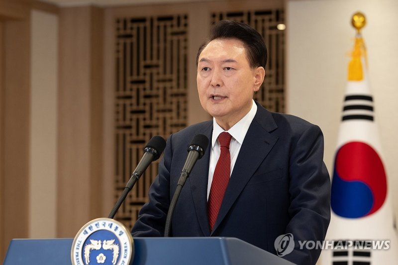 12일 용산 대통령실에서 대국민 담화문을 발표하는 윤석열 대통령./ 사진=연합뉴스