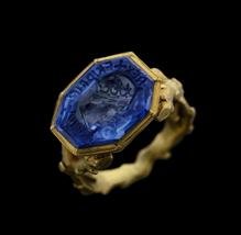 성십자가·빅토리아 여왕 팔찌… 5천년 품은 보석이 눈앞에 [Weekend 문화]