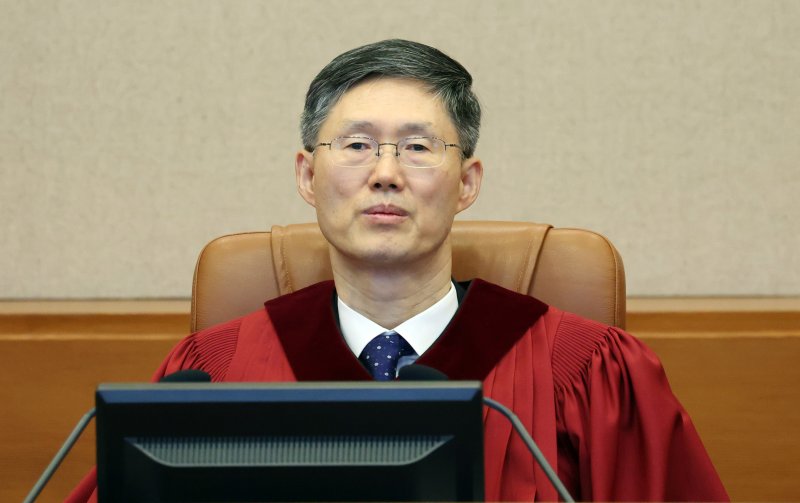 문형배 헌법재판소장 권한대행. 2024.12.10/뉴스1 ⓒ News1 김명섭 기자