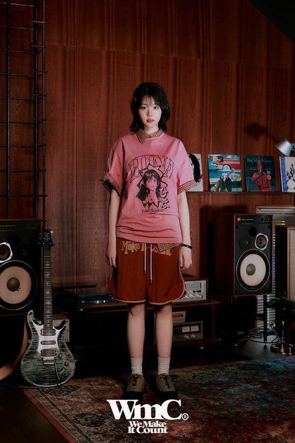 WMC 히나 컬래버 상품(세정 제공).