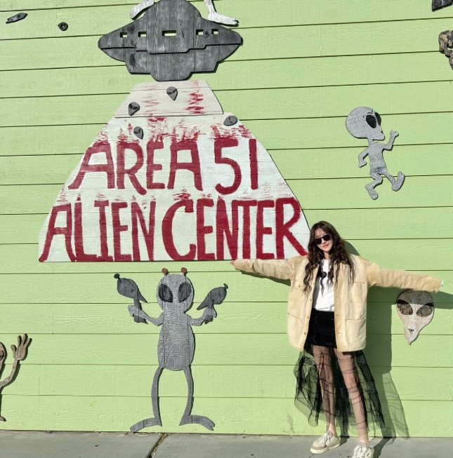 '46세' 이지아, 외계에서 온 듯한 동안 미모…화사 비주얼 [N샷]