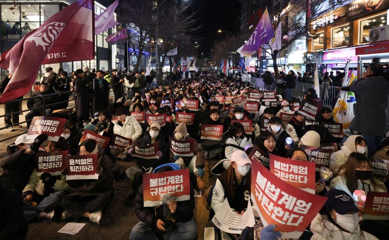 어느 계엄군 딸의 커피 1000잔 선결제.."이기적인 자들이 이기지 않길"