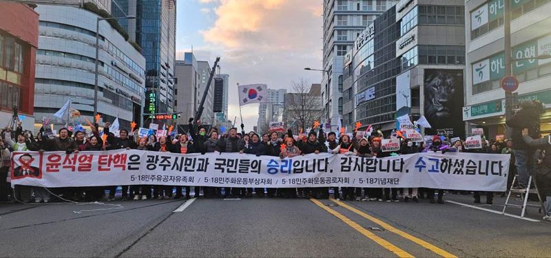 '윤석열 대통령 탄핵안 가결'...강기정 광주광역시장 "계엄‧내란 세력에 대한 국민의 승리"