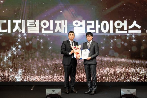 모두의연구소 김승일 대표, ‘과학기술정보통신부 장관 표창’ 수상