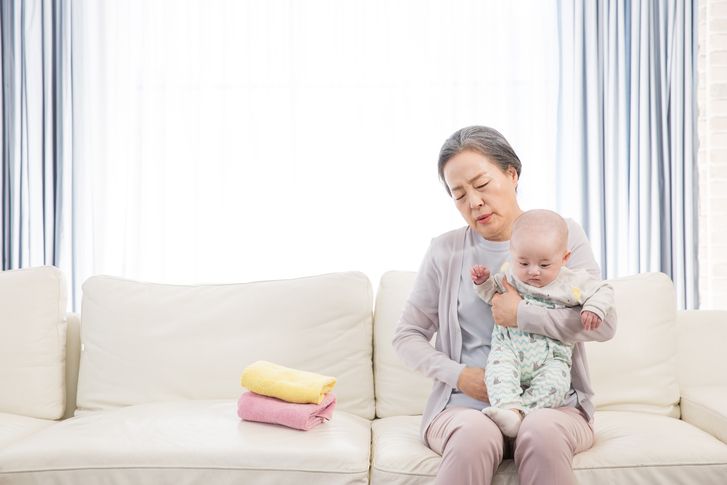 "시어머니 주고 친정엄마는 안준다"..황당한 정부 지원금