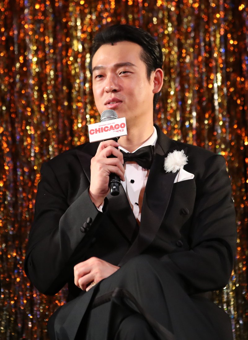 최재림, '킹키부츠'·'시카고' 줄줄이 캐스팅 변경…라디오도 취소