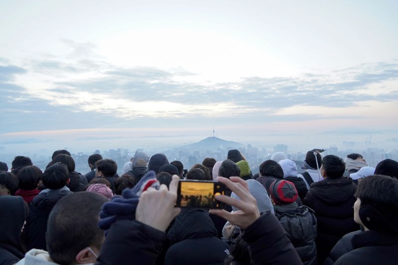 "일출 보러 오세요" 서대문구, 안산서 새해 맞이 행사 개최