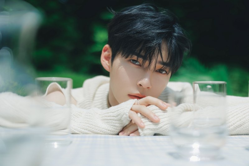 제베원 성한빈, 2년 연속 'AAA' MC 발탁…대세 행보 이어간다