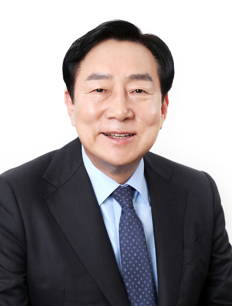 김기문 회장 "힘·지혜 모아 새로운 성장의 길 찾자"