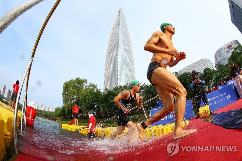 [팩트체크] '한국 최고층' 롯데월드타워 얼마나 비쌀까?