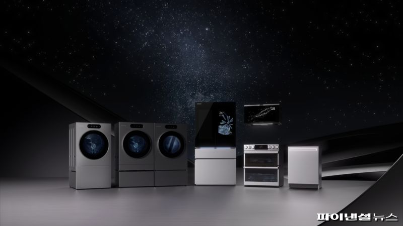 LG전자가 CES 2025에서 LG만의 새로운 디자인, 고객과 공감하는 AI기술을 적용한 초프리미엄 가전 브랜드 ‘LG 시그니처(SIGNATURE)’ 신제품을 공개한다. 사진은 'LG 시그니처' 라인업. LG전자 제공