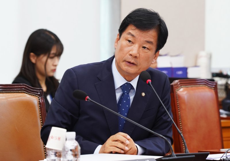 이번엔 '친명' 박균택, 尹탄핵반대 집회장소로 쓰레기장 추천 논란