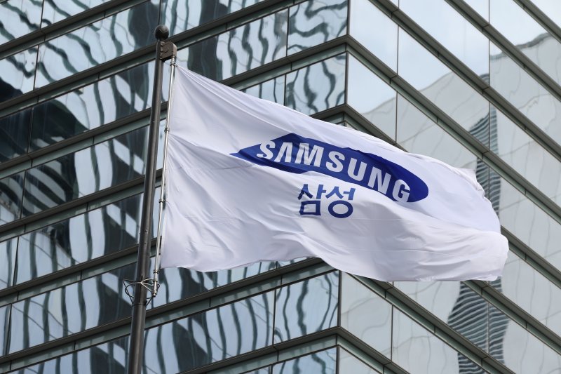 [서울=뉴시스] 김금보 기자 = 서울 서초구 삼성전자 서초사옥. 2024.11.17. kgb@newsis.com