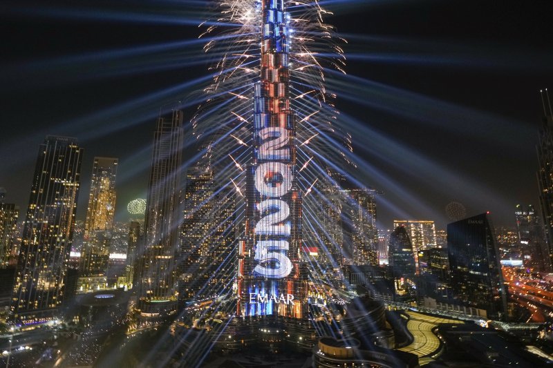 '해피 뉴 이어' ··· 세계는 새해 맞이 중 [뉴시스Pic] 파이낸셜뉴스