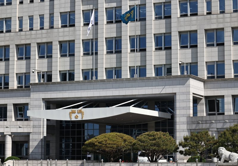 대통령실 "'한남동 관저 촬영' 오마이뉴스 고발"