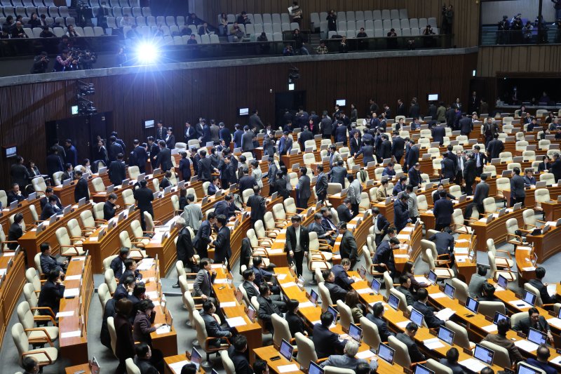 [서울=뉴시스] 권창회 기자 = 사진은 22대 국회 본회의 모습. 2025.01.08. kch0523@newsis.com