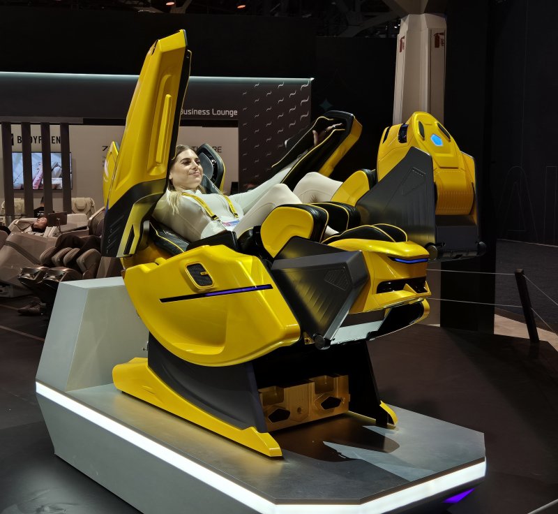 바디프랜드 신제품 안마의자 '733'.2025.1.8/뉴스1 최동현 기자