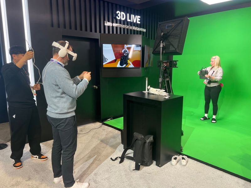 메타버스 '중꺾마'...신유열이 각별히 챙긴 롯데의 미래 먹거리는? [CES 2025]