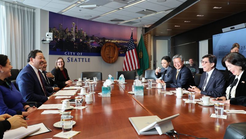 박형준 시장, MS 등 美 IT 기업과 투자사업 협약 체결