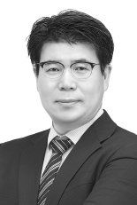 정인홍 정치부장