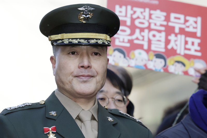 박정훈 전 해병대 수사단장(대령)이 지난 1월 9일 서울 용산구 군사법원에서 열린 선고 채상병 순직 사건 관련 항명 및 상관명예훼손 혐의 선고 공판 전 기자회견에 참석해 있다 /사진=뉴시스