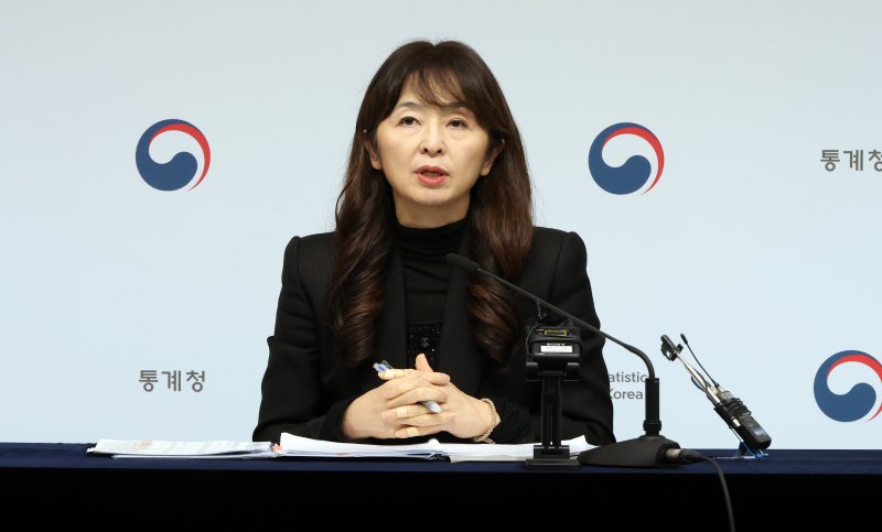 [세종=뉴시스] 강종민 기자 = 서운주 통계청 사회통계국장. 2024.11.13. ppkjm@newsis.com