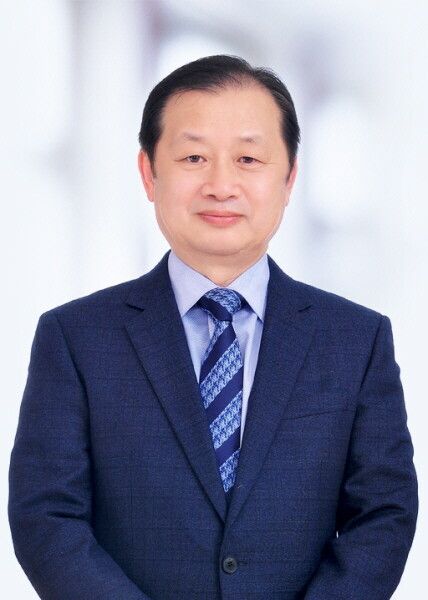 한국백혈병어린이재단 제3대 이사장에 신희영 서울대 명예교수 취임